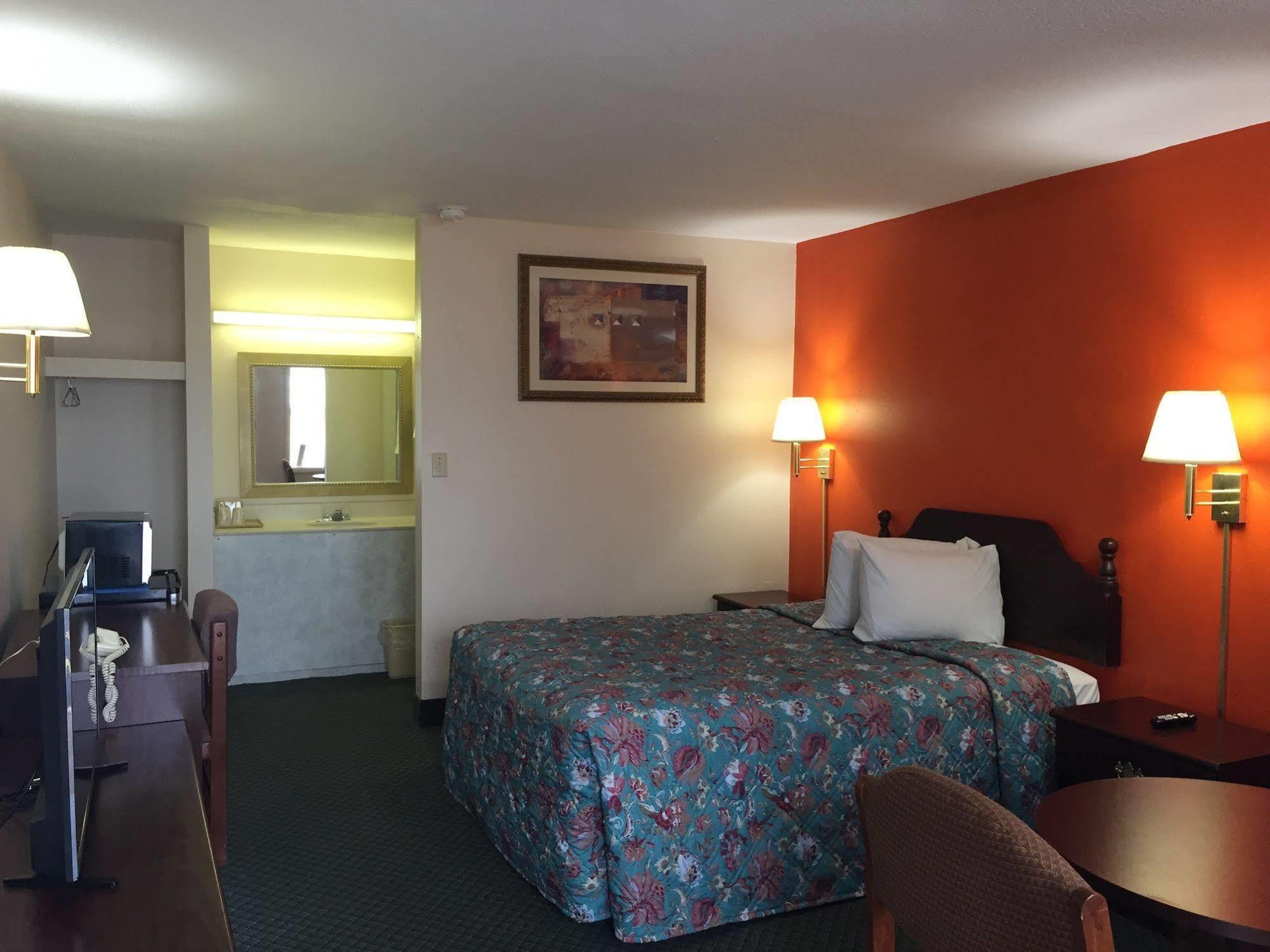 Economy Inn St. James Екстер'єр фото